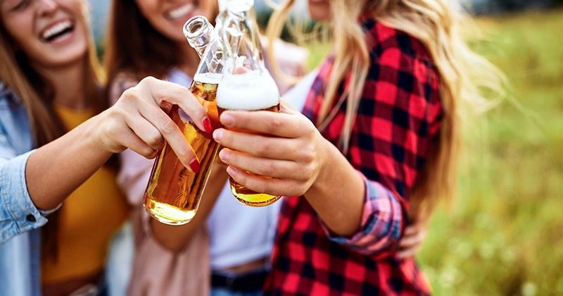 Рискът от инсулт е по-висок при хора между 20 и 30 години, системно употребяващи алкохол